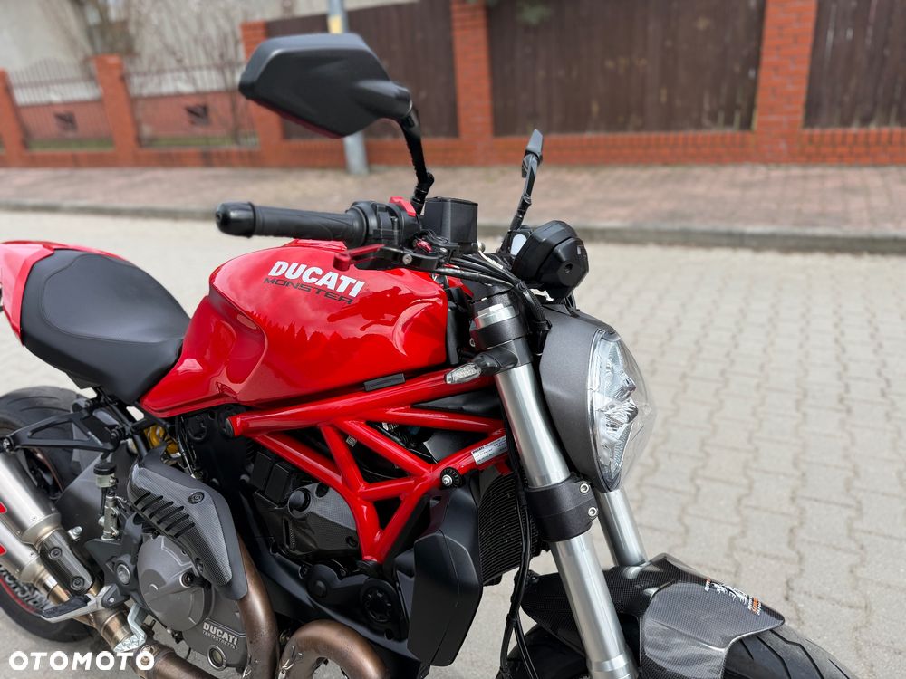 Ducati Monster - 4