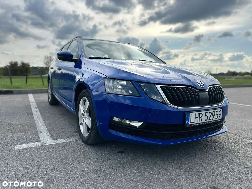 Skoda Octavia 2.0 TDI 4x4 DSG Ambition - 1