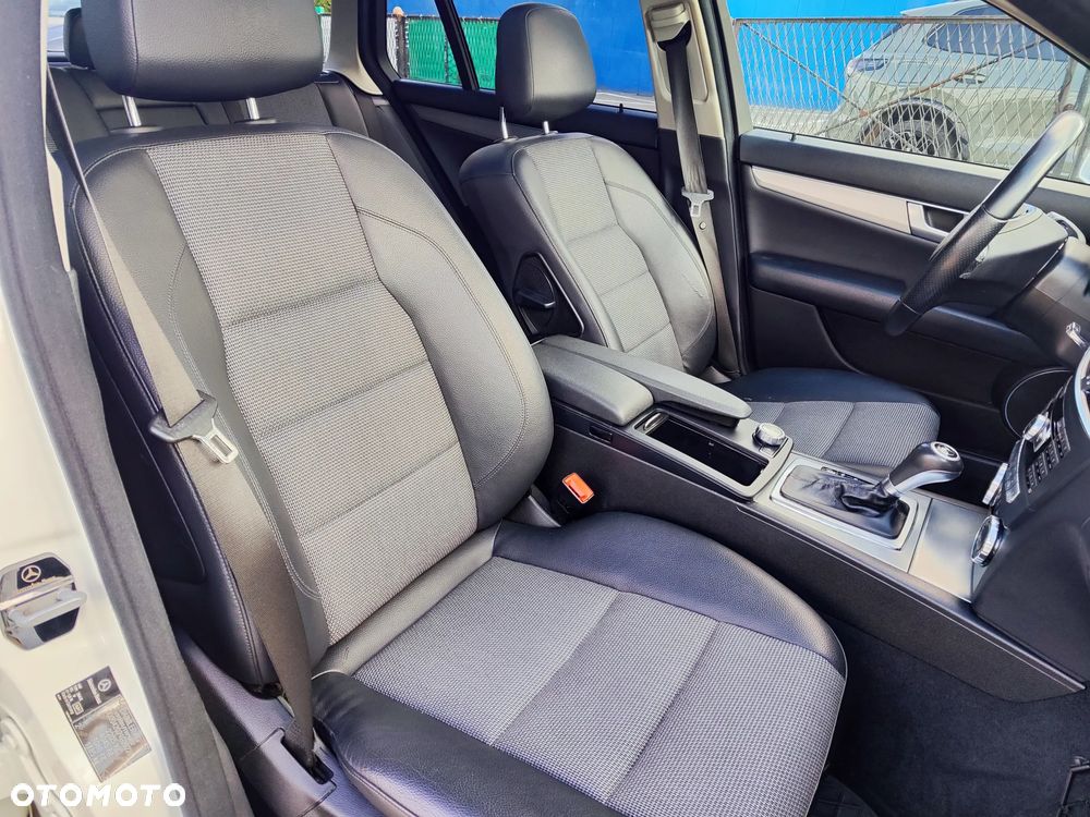 Mercedes-Benz Klasa C 220 (BlueTEC) d 7G-TRONIC Avantgarde - 12
