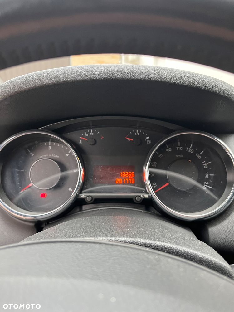 Peugeot 5008 2.0 HDi Active - 14