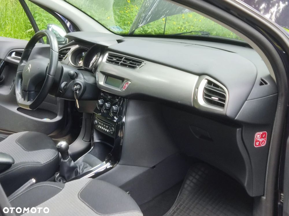 Citroën C3 Pure Tech (VTi) 82 Exclusive - 14