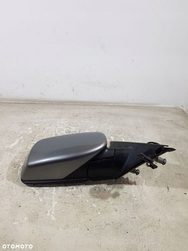 lusterko prawy przód bmw e60 e61 lci eur spacegrau metallic a52/7 3pin led - 7