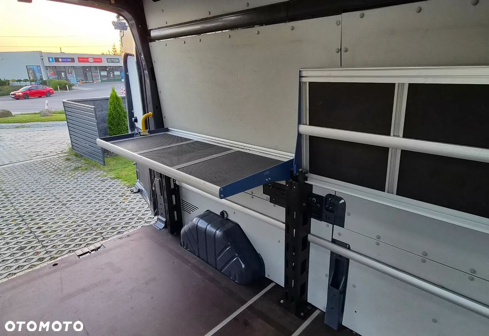 Ford Transit L3H3 2.0d Navi Kamery Tempomat Aktywny - 11