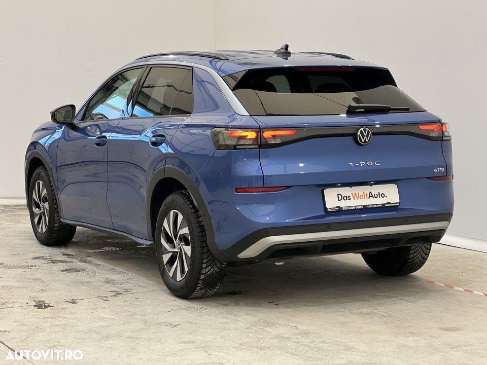 Volkswagen T-Roc - 3