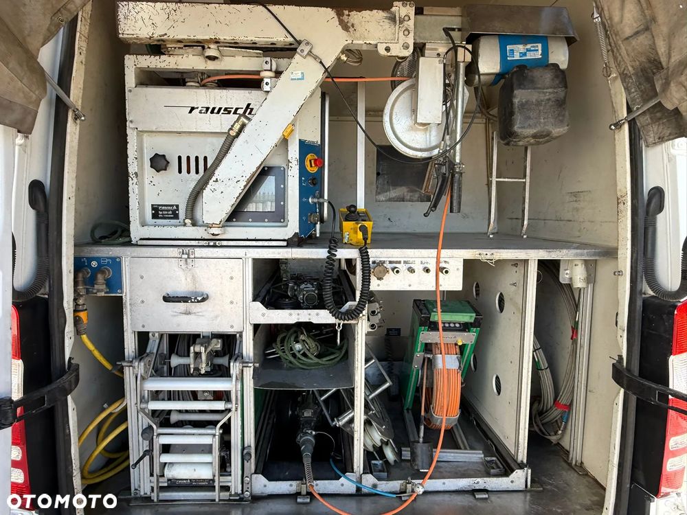 Mercedes-Benz Sprinter - 19