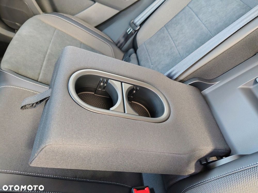 Volkswagen T-Roc - 19