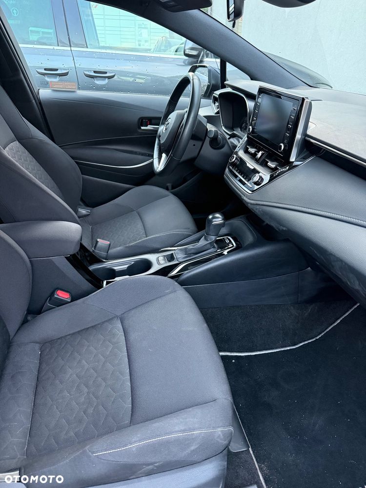 Toyota Corolla - 5