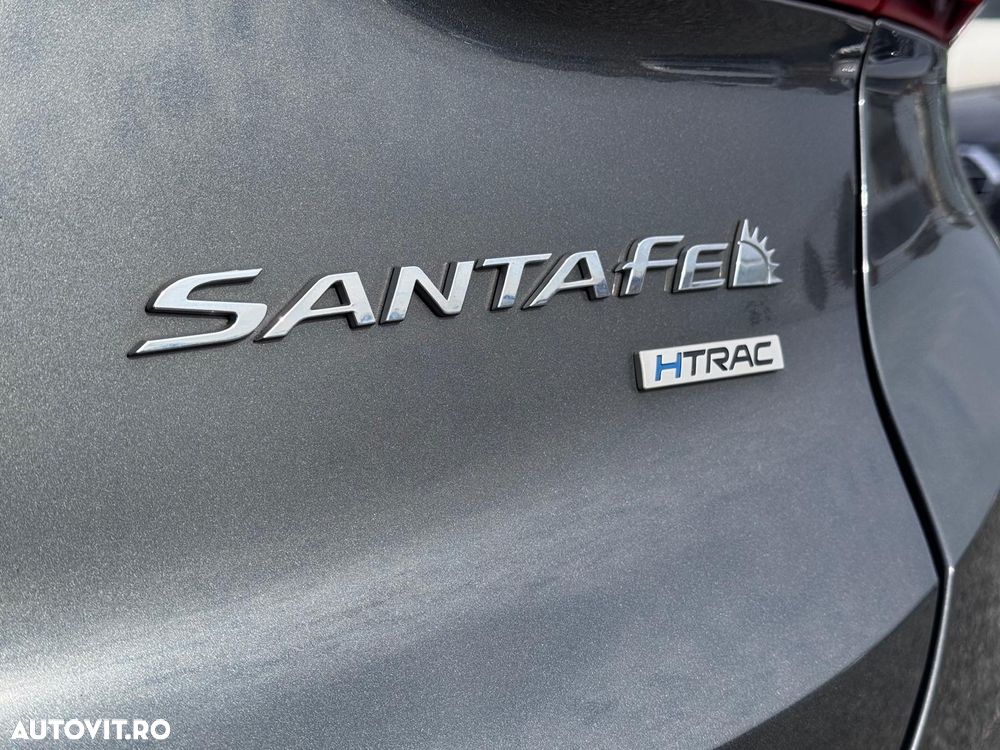 Hyundai Santa Fe 2.2 CRDi 4WD 8AT Luxury - 12