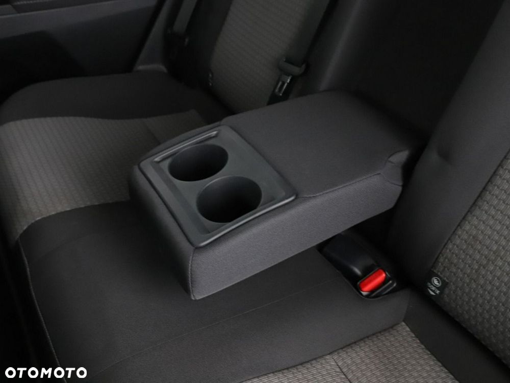 Toyota Auris 1.8 VVT-i Automatik Team Deutschland - 38
