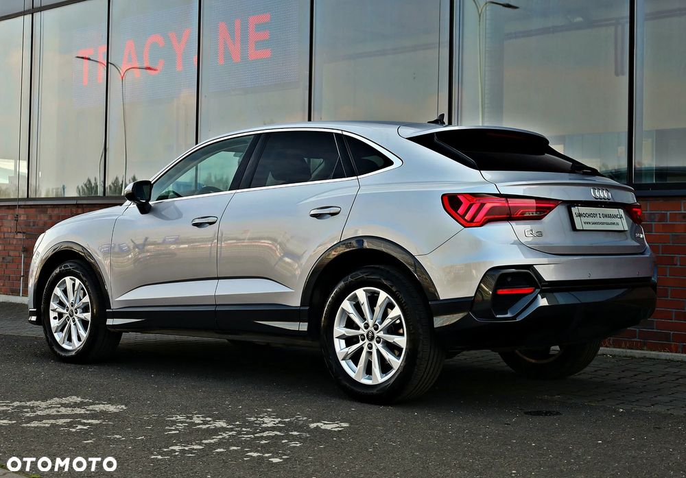 Audi Q3 Sportback - 10