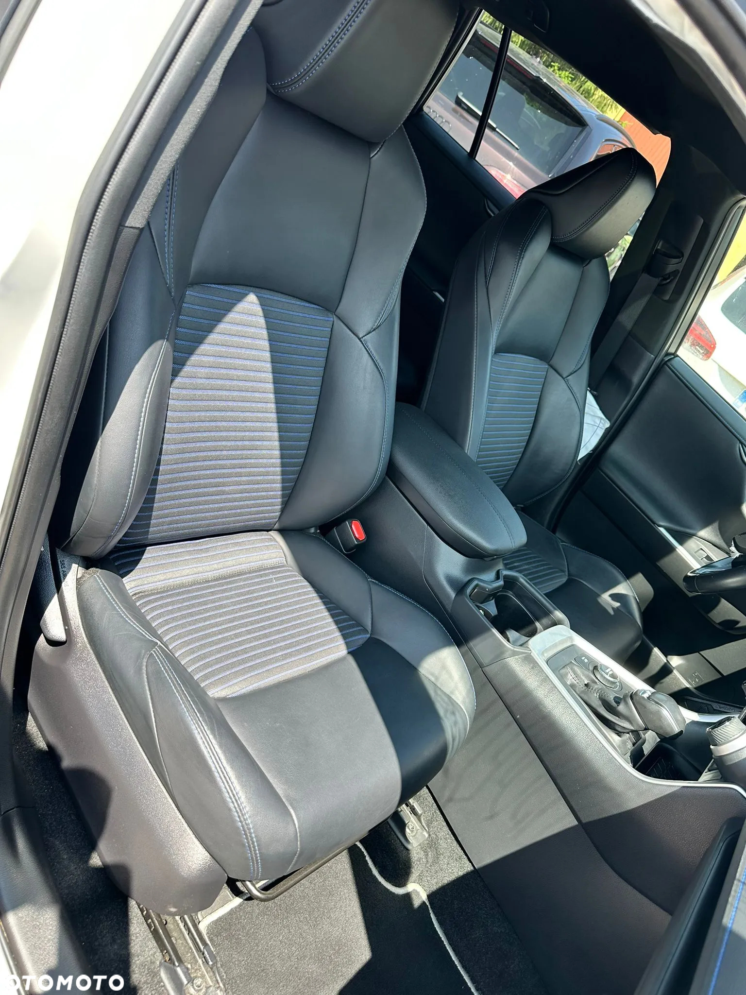 Toyota RAV4 2.5 4x4 Hybrid Style Selection - 20
