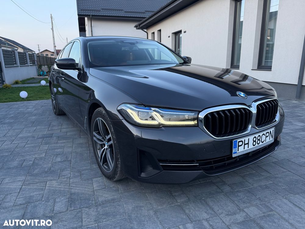 BMW Seria 5 530e Aut. Luxury Line - 2