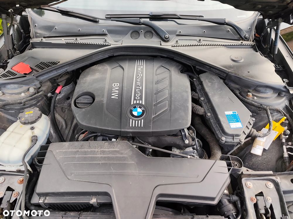 BMW Seria 1 120d Sport Line - 25