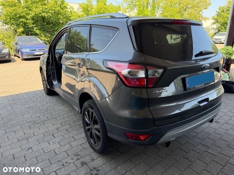 Ford Kuga 1.5 EcoBoost 2x4 Cool & Connect - 5