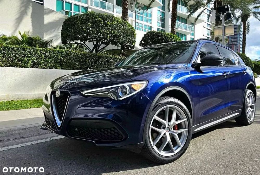 Alfa Romeo Stelvio 2.0 Turbo 16V AT8-Q4 Veloce Ti - 1