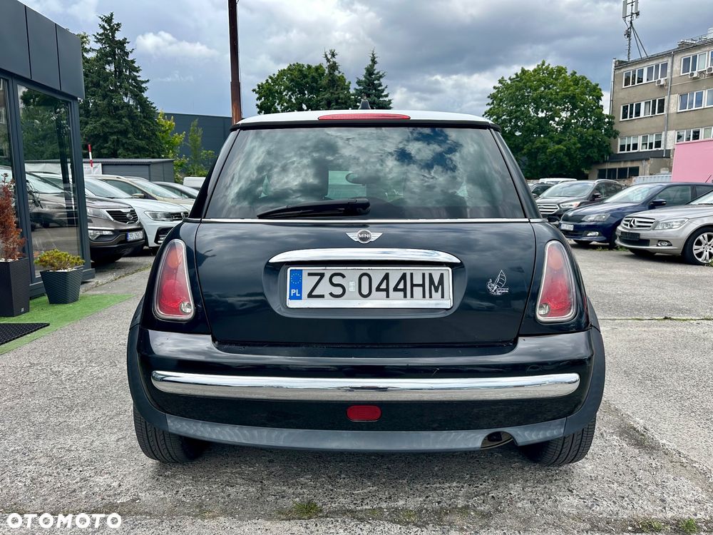 MINI ONE D - 11
