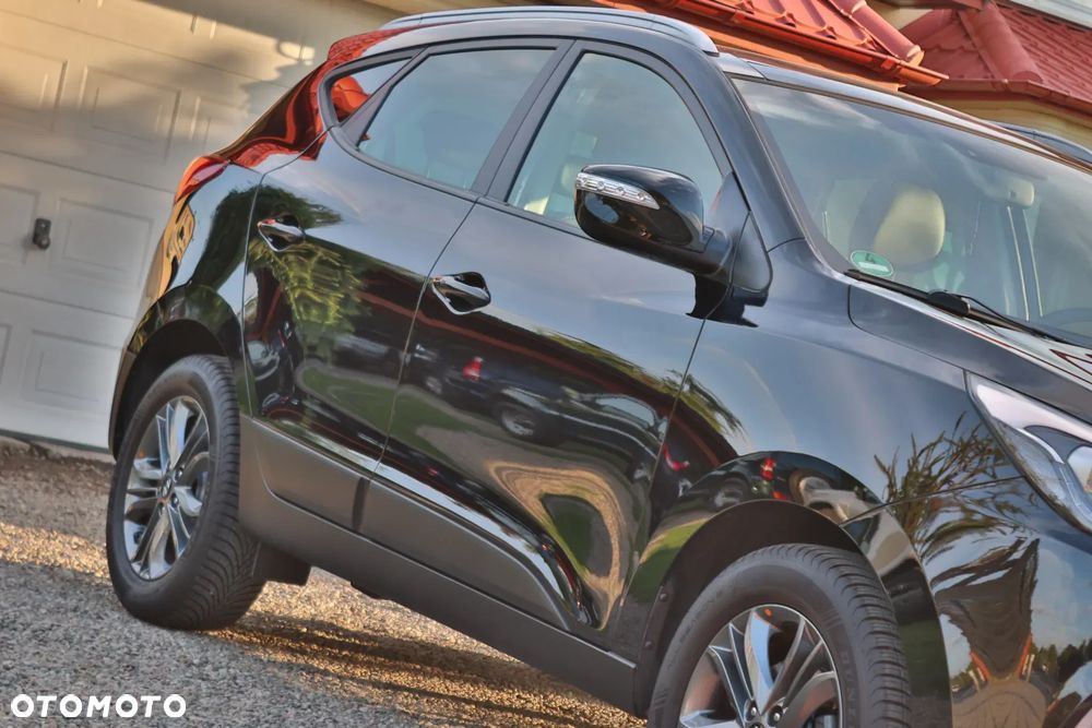 Hyundai ix35 1.6 2WD Fifa World Cup Edition - 10