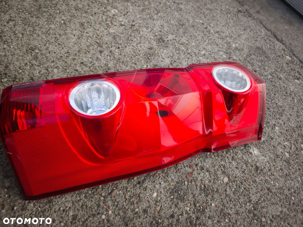 Lampa prawa tył VW Crafter I 2006-2018 hvw9068200164 - 2