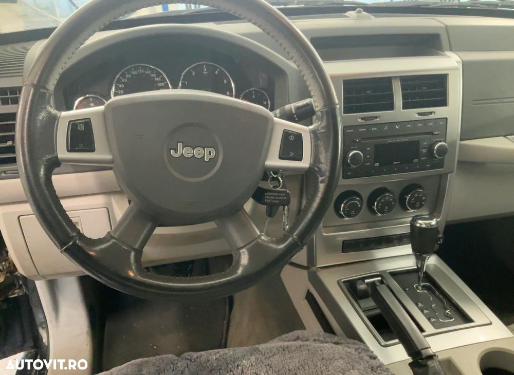 Jeep Cherokee 2.8 CRD DPF Automatik Limited - 17