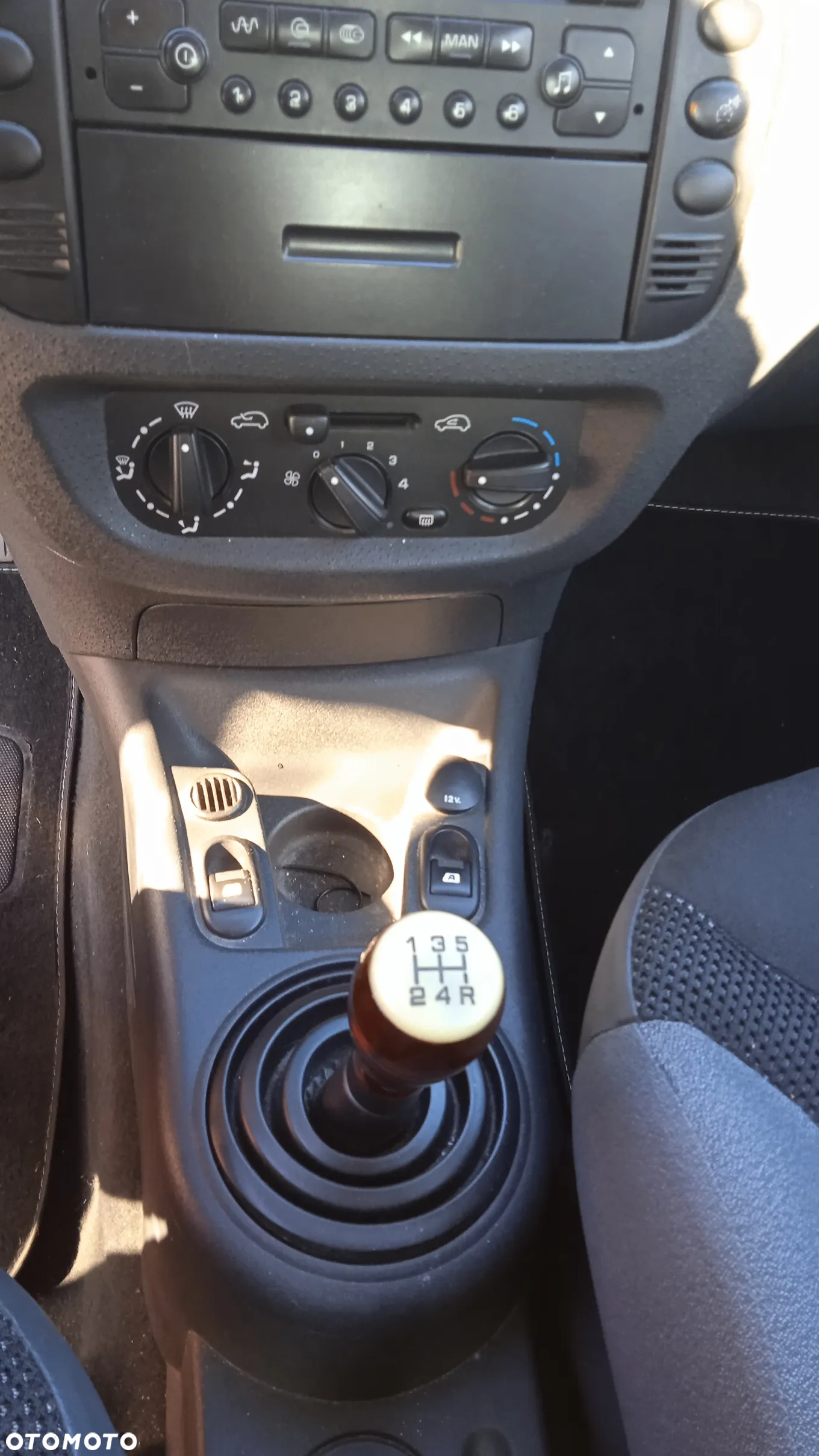 Citroën C2 1.4 VTR - 24