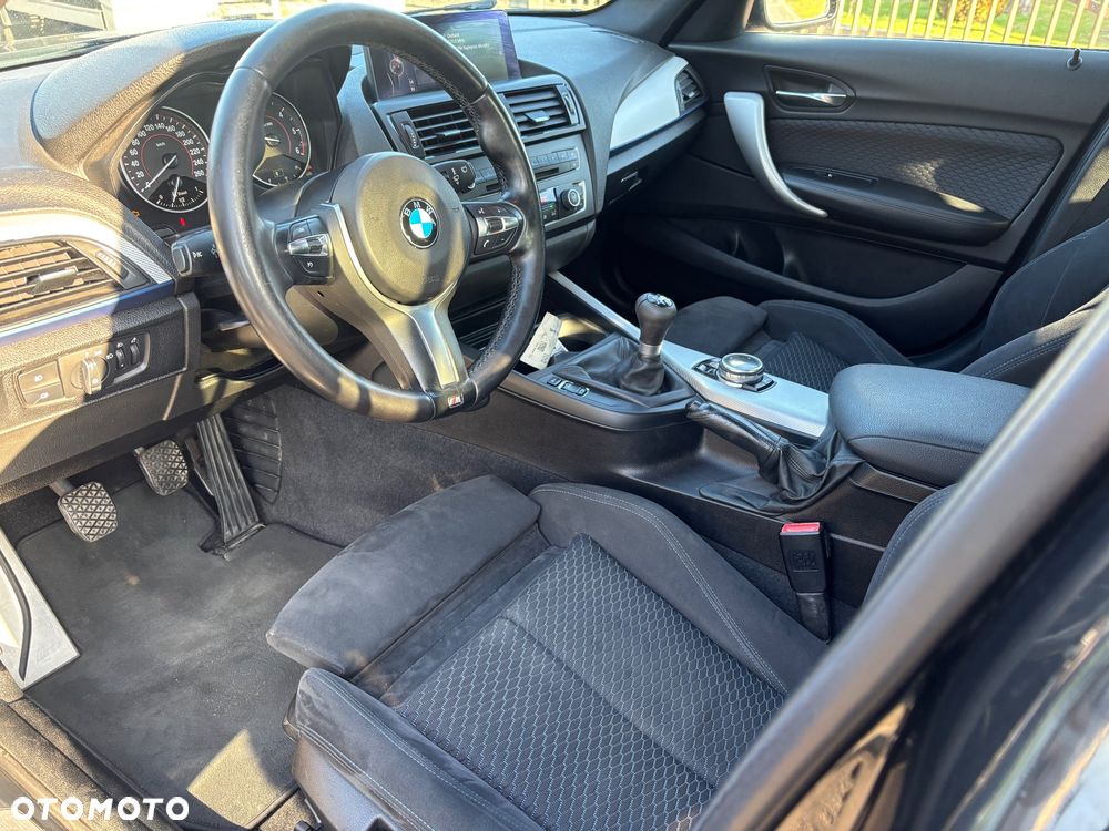 BMW Seria 1 125d Sport Line - 17
