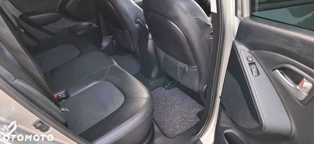 Hyundai ix35 2.0 4WD Automatik Premium - 10