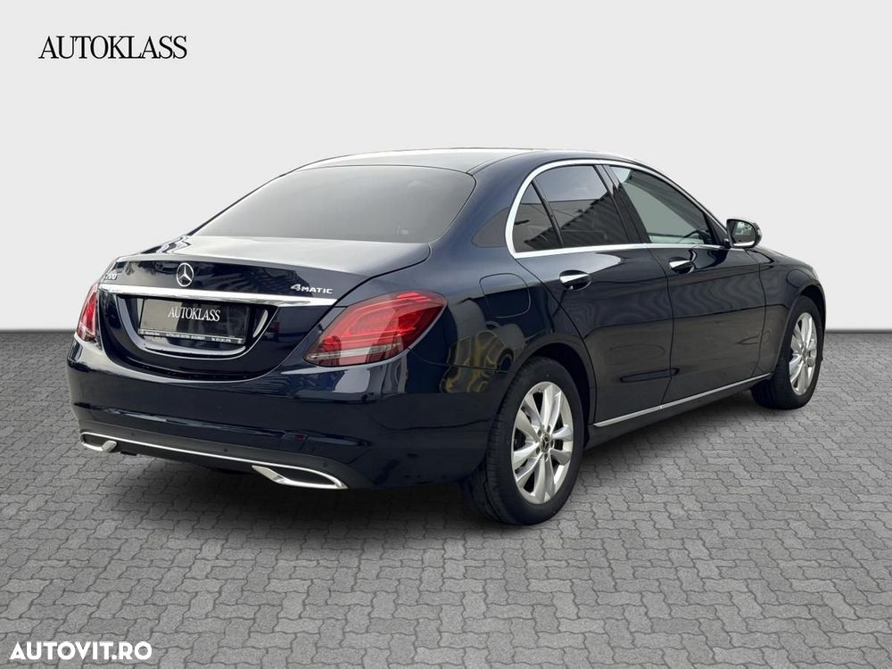 Mercedes-Benz C - 6