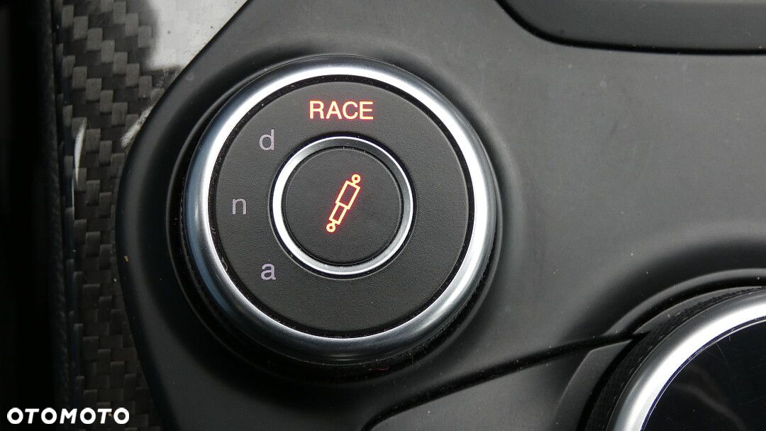 Alfa Romeo Giulia 2.9 Bi Turbo V6 Quadrifoglio - 17