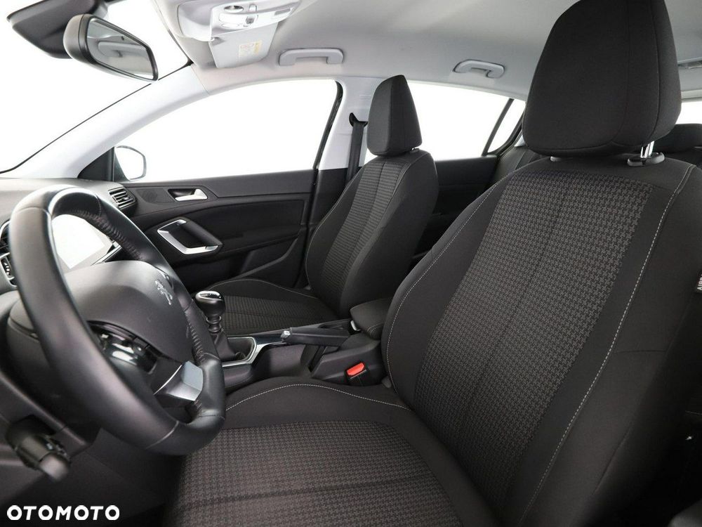 Peugeot 308 1.2 PureTech Active Pack S&S - 14