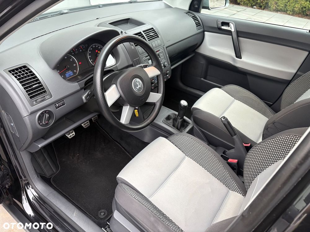 Volkswagen Polo Cross - 9