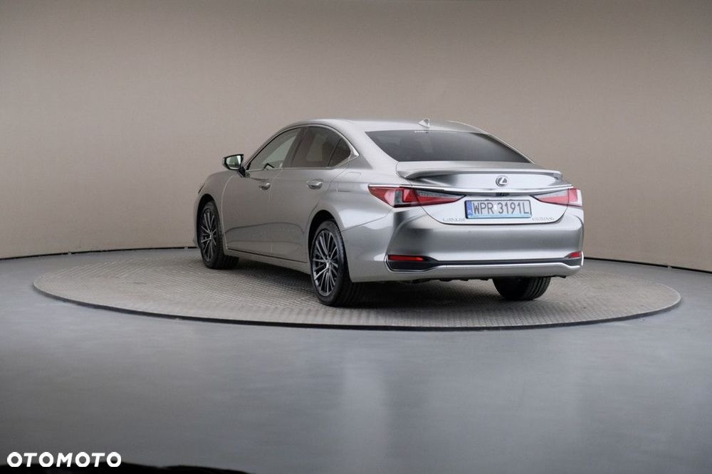 Lexus ES 300h Business Edition - 2