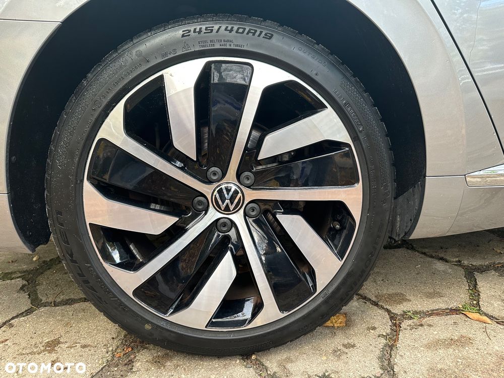 Volkswagen Arteon 2.0 TSI R-Line DSG - 24