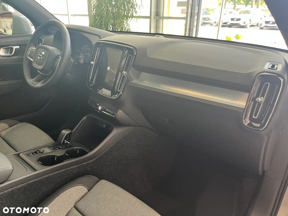 Volvo XC 40 B3 Core - 10