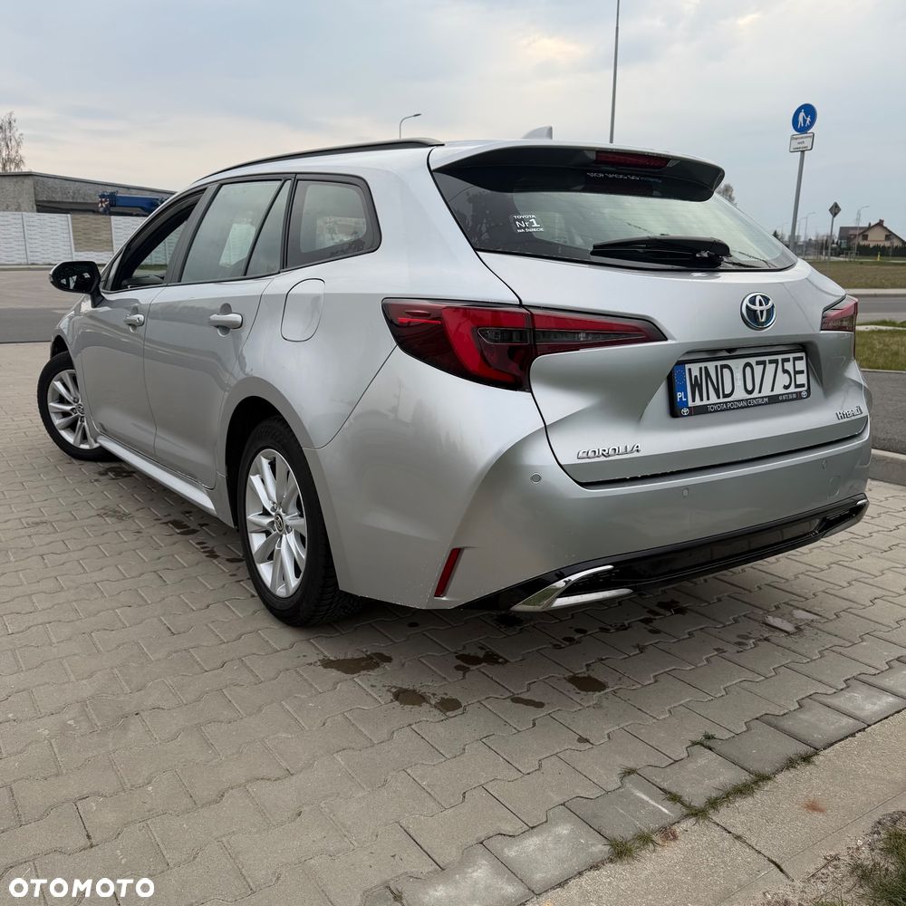 Toyota Corolla 1.8 Hybrid Comfort - 4
