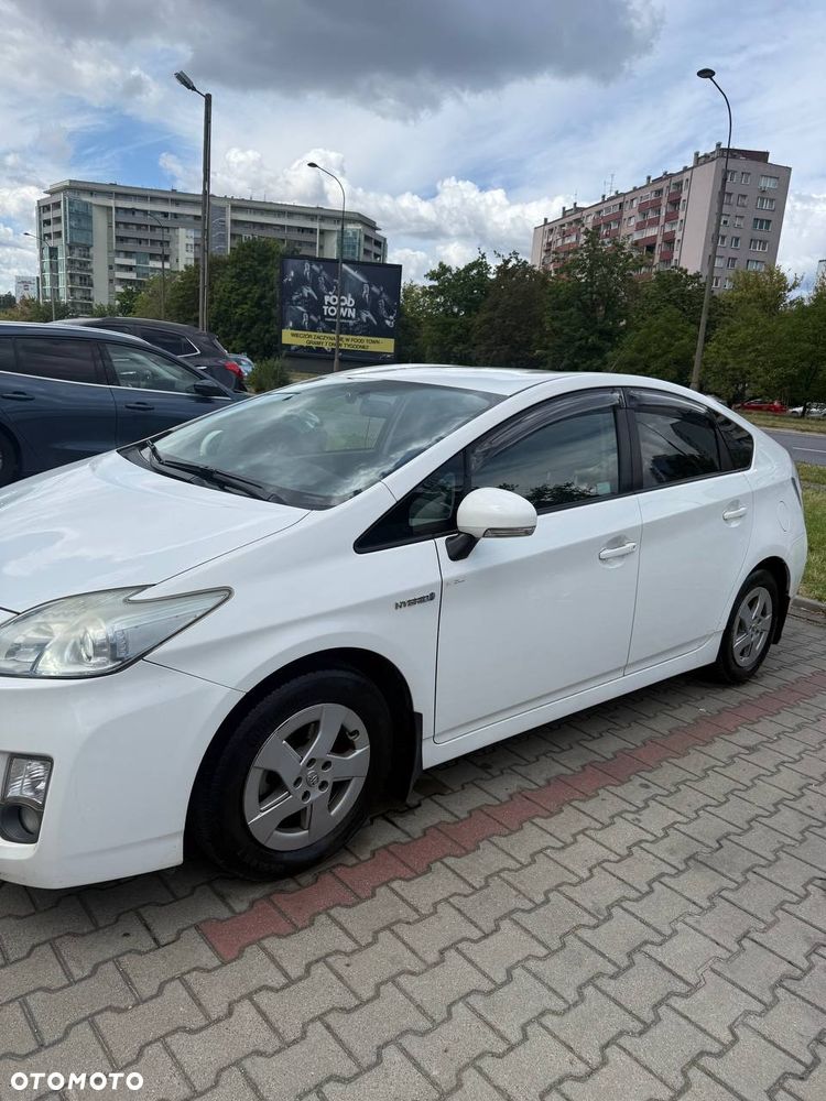 Toyota Prius - 23
