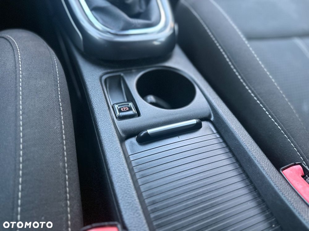 Opel Astra 2.0 CDTI Cosmo - 33