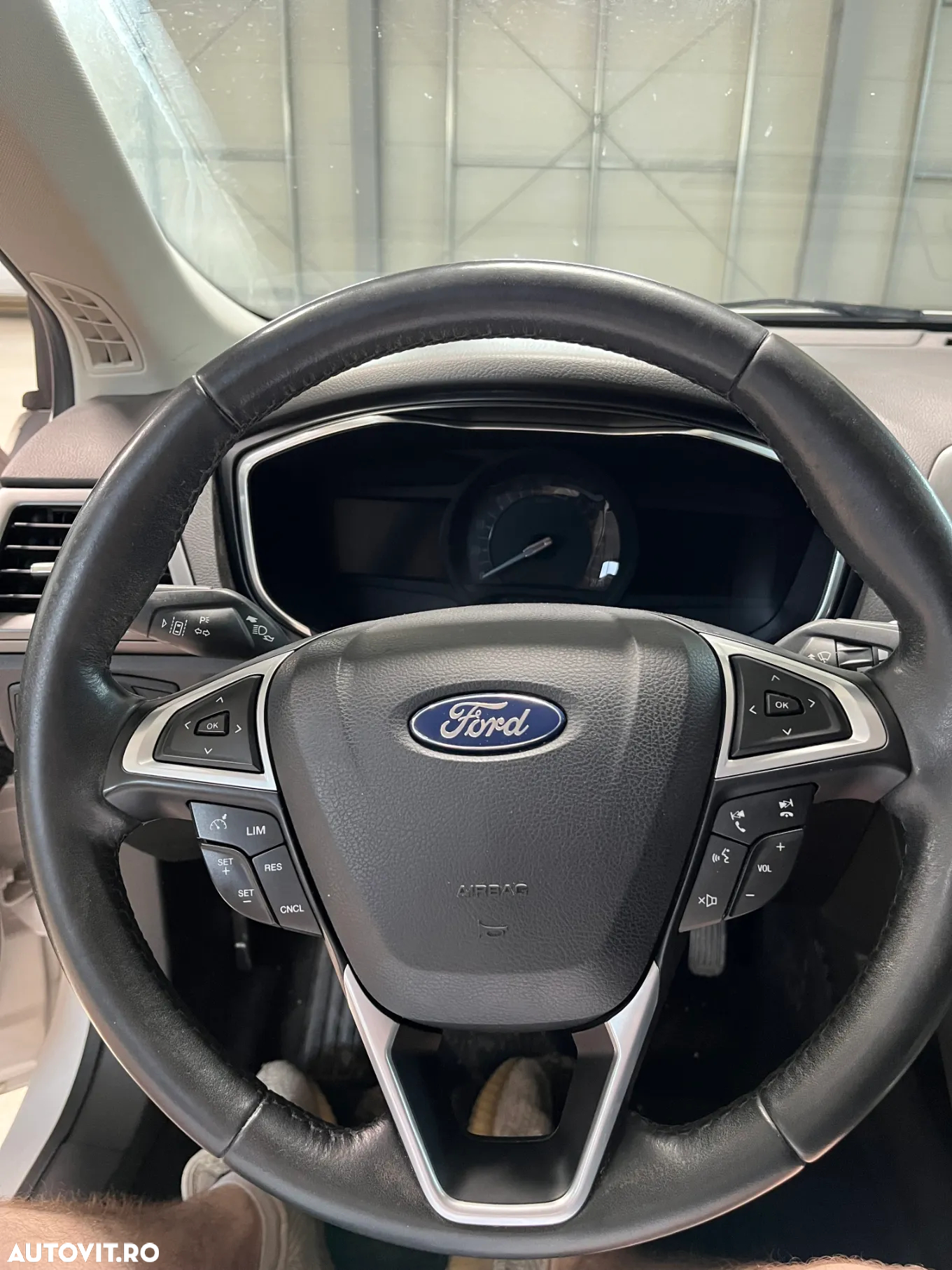 Ford Mondeo 2.0 HEV Titanium - 10