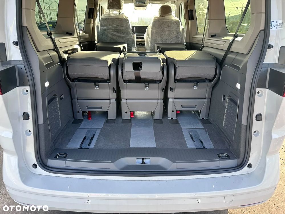 Volkswagen Multivan - 9