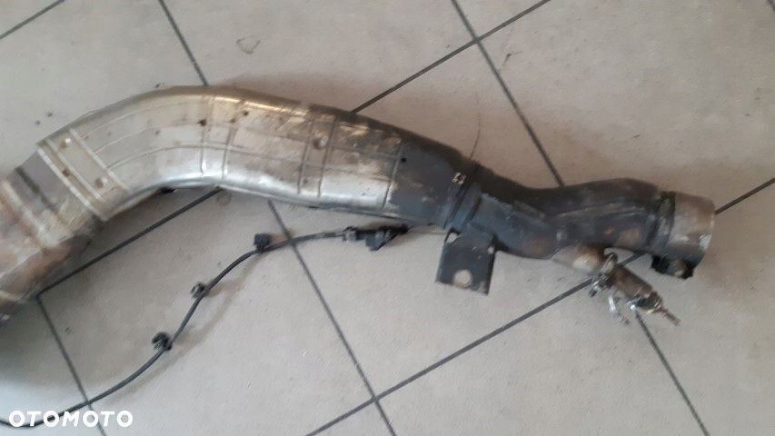 BMW G30 G31 wydech tłumik 8582068 - 2