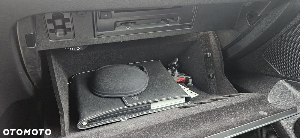 Volkswagen Passat - 21