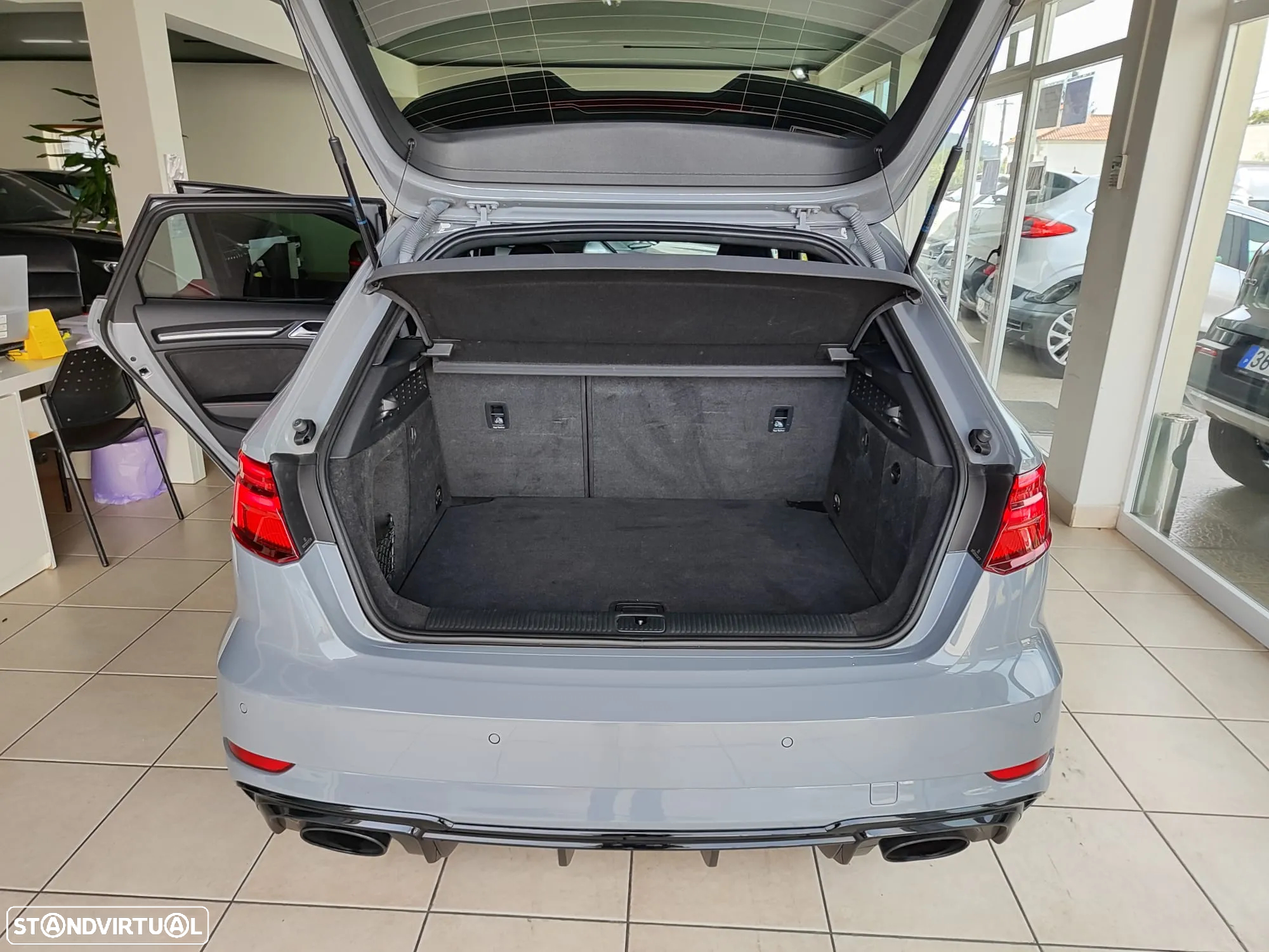 Audi RS3 Sportback 2.5 TFSI quattro S tronic - 14