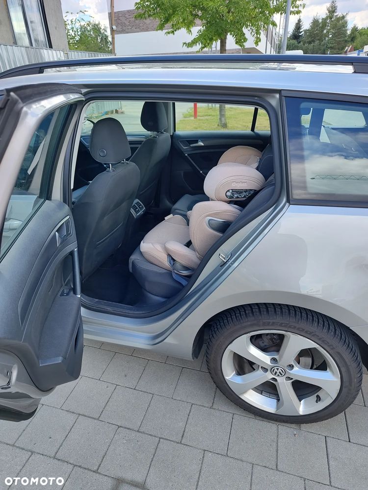 Volkswagen Golf - 21