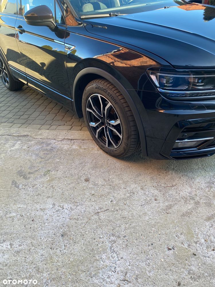 Volkswagen Tiguan 2.0 TDI SCR R-Line - 11
