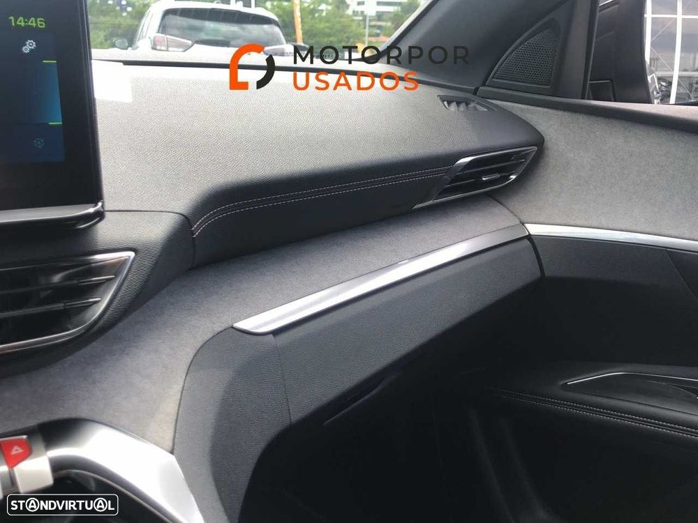 Peugeot 3008 1.6 Hybrid Allure e-EAT8 - 18