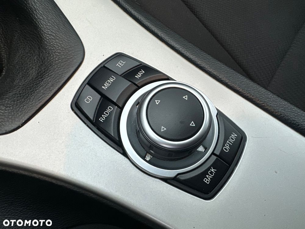 BMW Seria 3 320d - 14