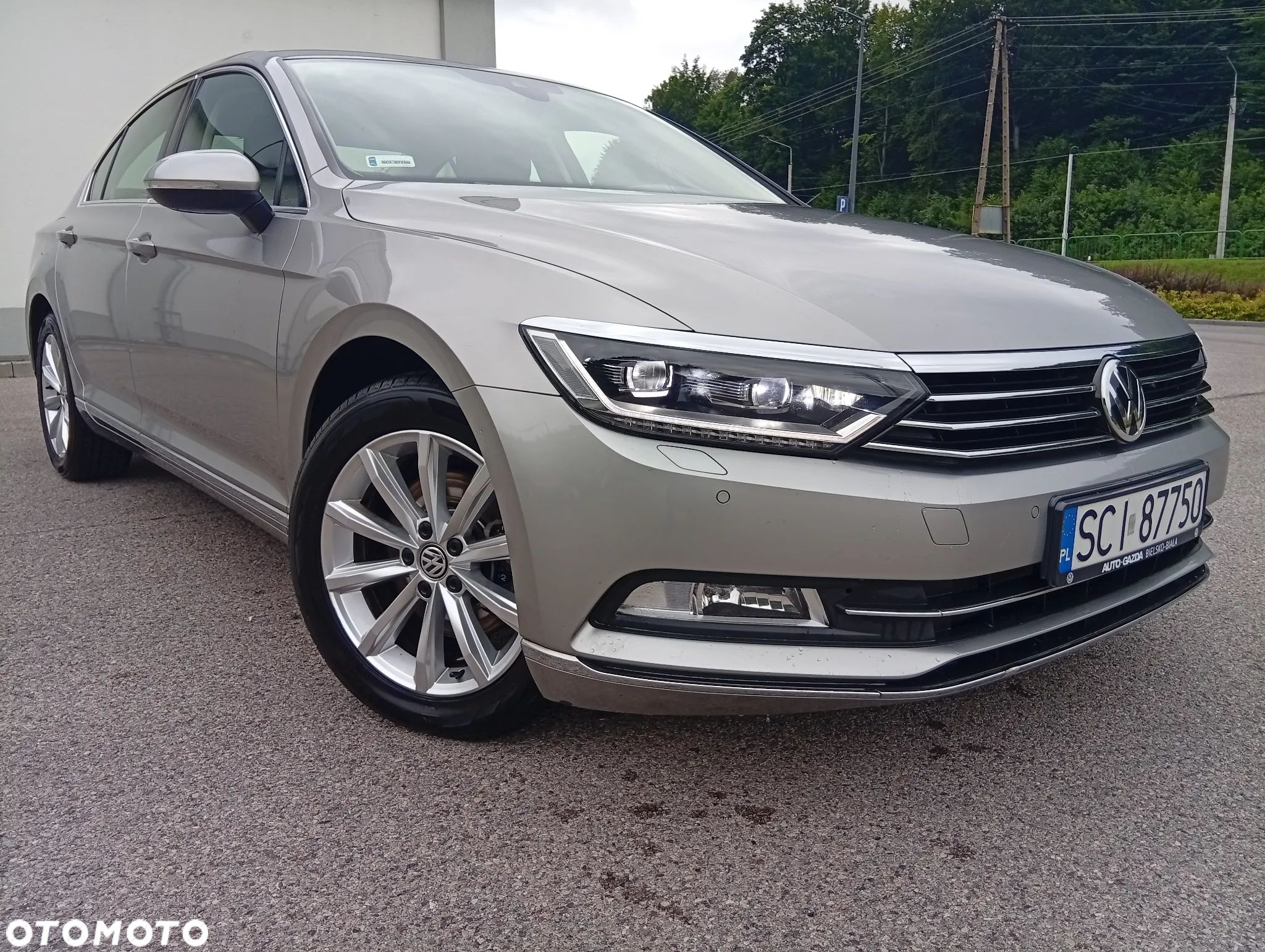 Volkswagen Passat 1.8 TSI BMT Highline DSG - 1