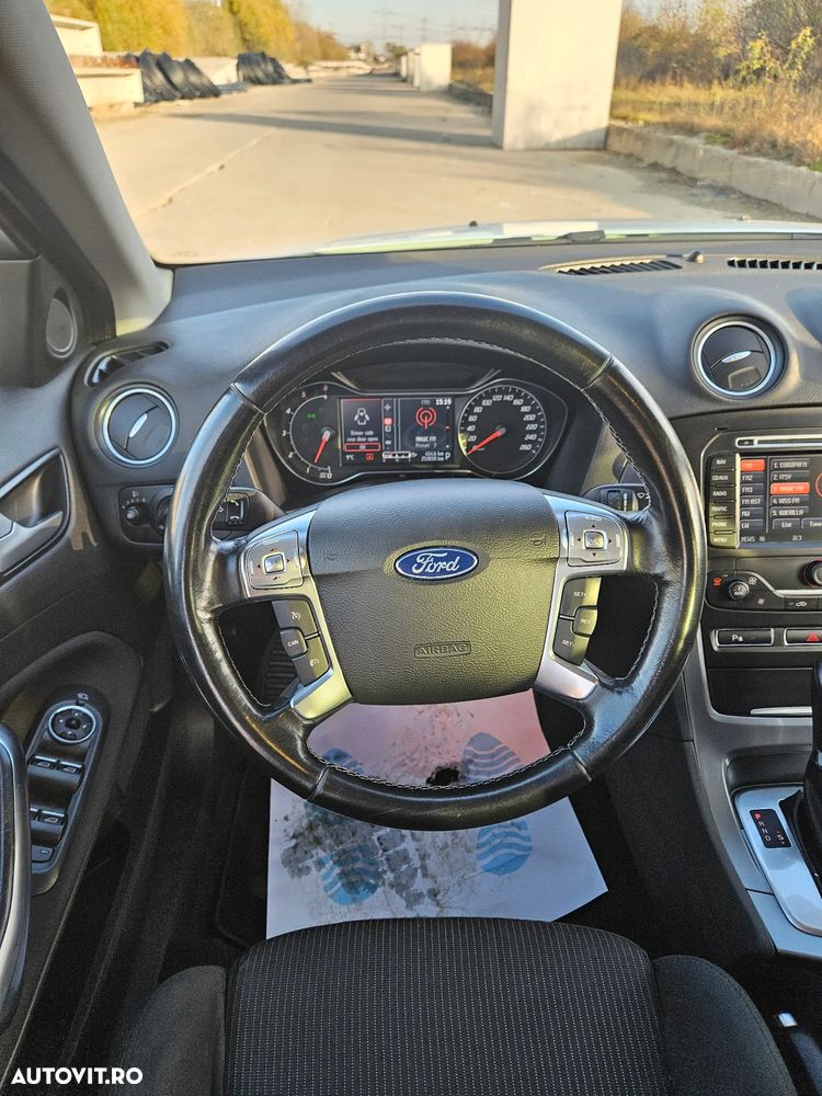 Ford Mondeo 2.0 TDCI PowerShift Business Class - 10