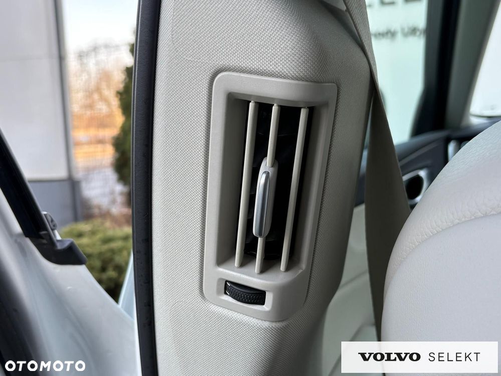 Volvo XC 60 - 34