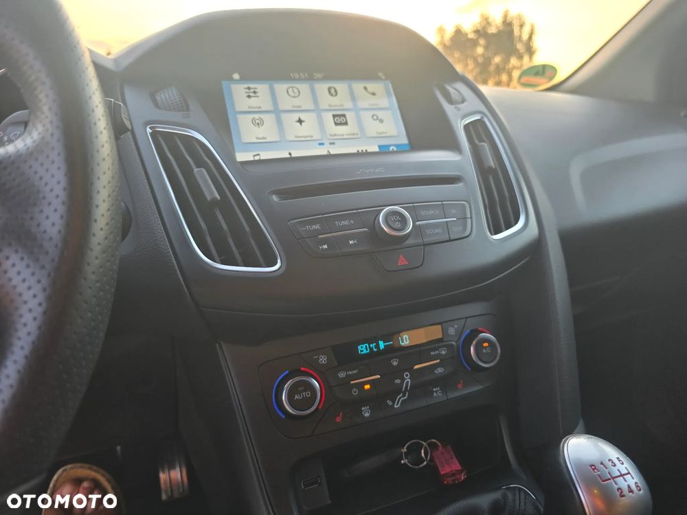 Ford Focus - 26