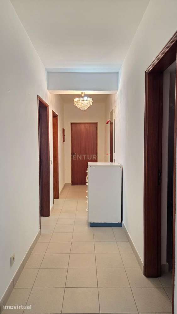 APARTAMENTO T1 COM GARAGEM, EM SÃO BARTOLOMEU DE MESSINES - Grande imagem: 4/9